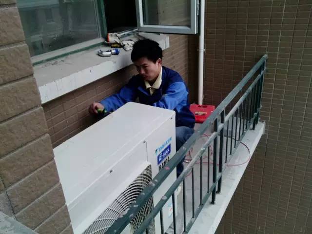 天桥区空调安装现场